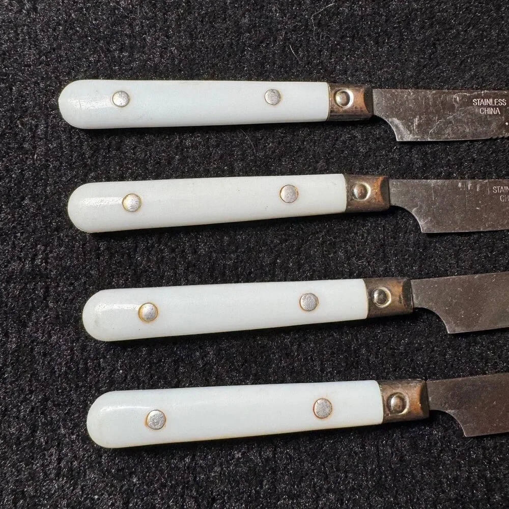Steak Knives White Plastic Handle Serrated Stainless Steel Dinner Knife Vintage